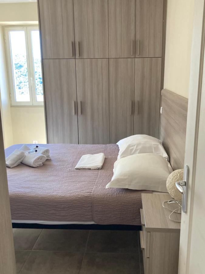 Duplex 4 Personnes Clim Wifi Parking * Partinello