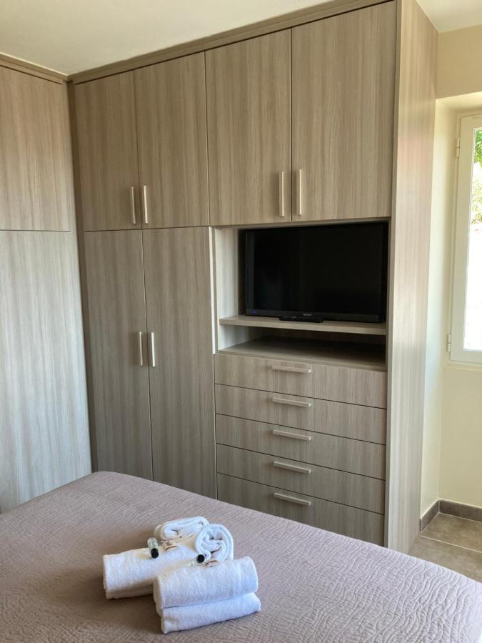 Duplex 4 Personnes Clim Wifi Parking Apartment Partinello